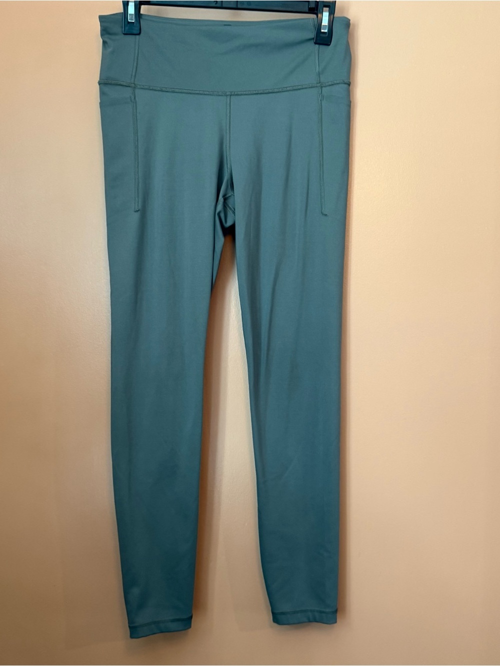 GapFit Women’s Medium Green High Rise Compression Leggings Pockets Activewear